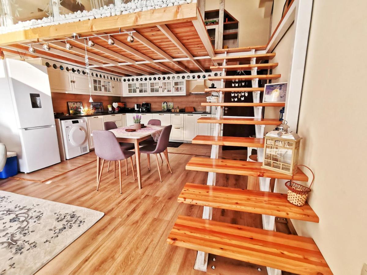Villa Victoria - A Luxury Appartment With Icredible Seaview Sozopol Bagian luar foto