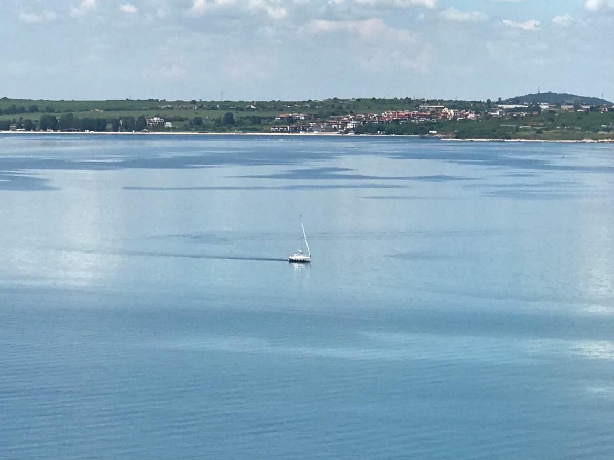 Villa Victoria - A Luxury Appartment With Icredible Seaview Sozopol Bagian luar foto